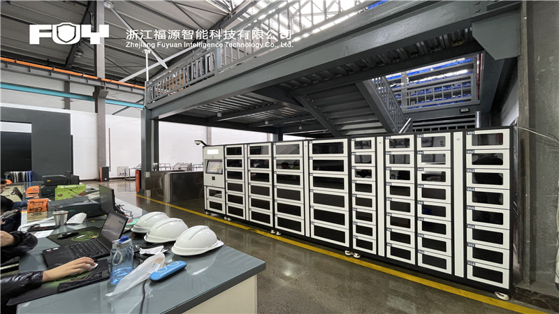 1742363085663923.jpg 昆明動車組運用所物料柜2.jpg